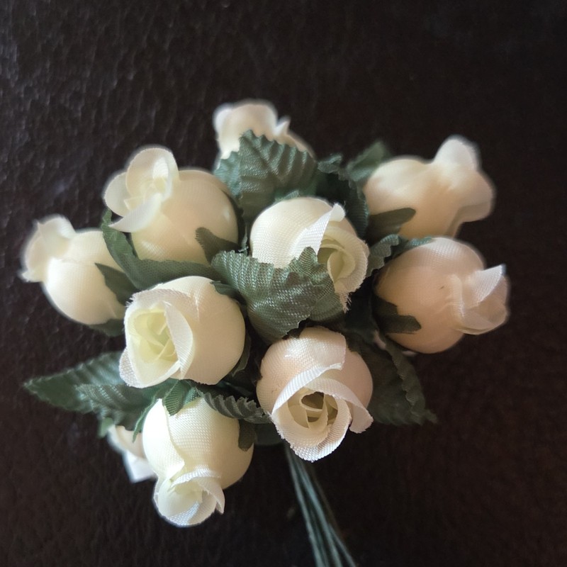 Artificial White Fabric Rose Bud Flower Bunch Bundle - Rose