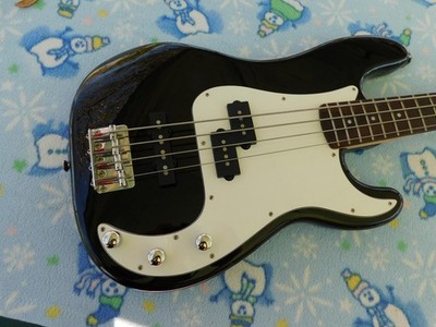 Squier Standard Series P Bass Special with SKB Hardshell Case, Both Very Nice