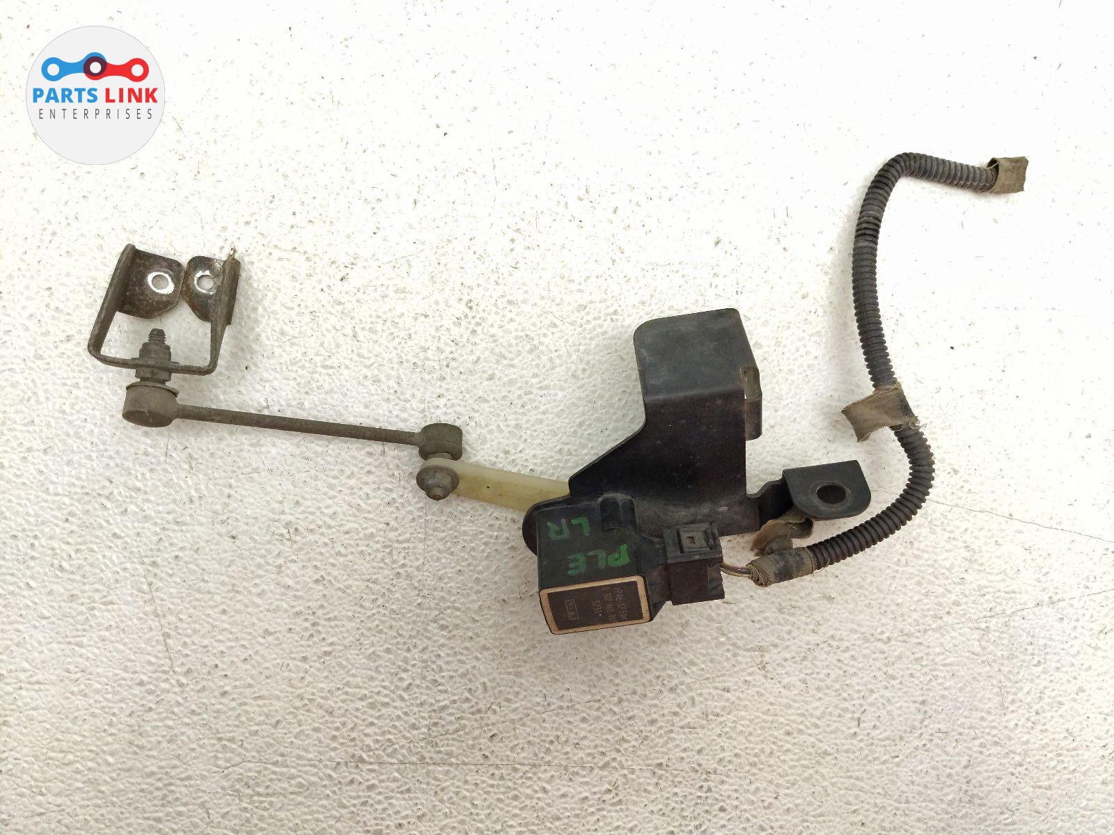 Maserati GranTurismo 2007-2019 REAR+LEFT Ride height sensor