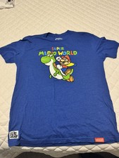 Limited Rare Nintendo Super Mario World 35th Anniversary T-Shirt Size L