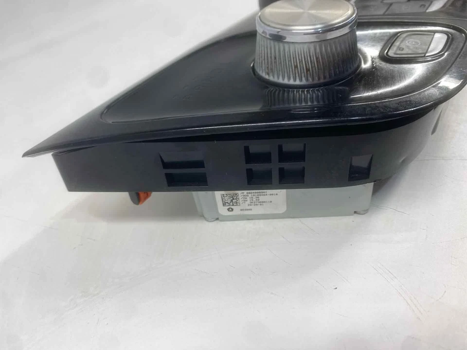 17 CHRYSLER PACIFICA Temperature AC Heater Climate Control - Image 3 of 4