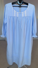 Eileen West flannel long sleeve nightgown Sz L cotton rayon buttons blue lace