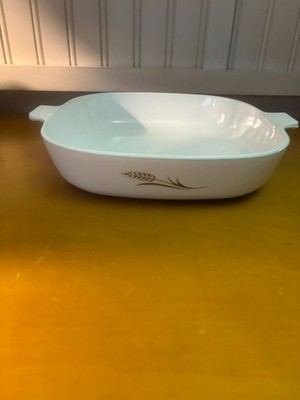 Vintage Corning Ware golden wheat amber  w-10-B  10'' Casserole Baking  Dish