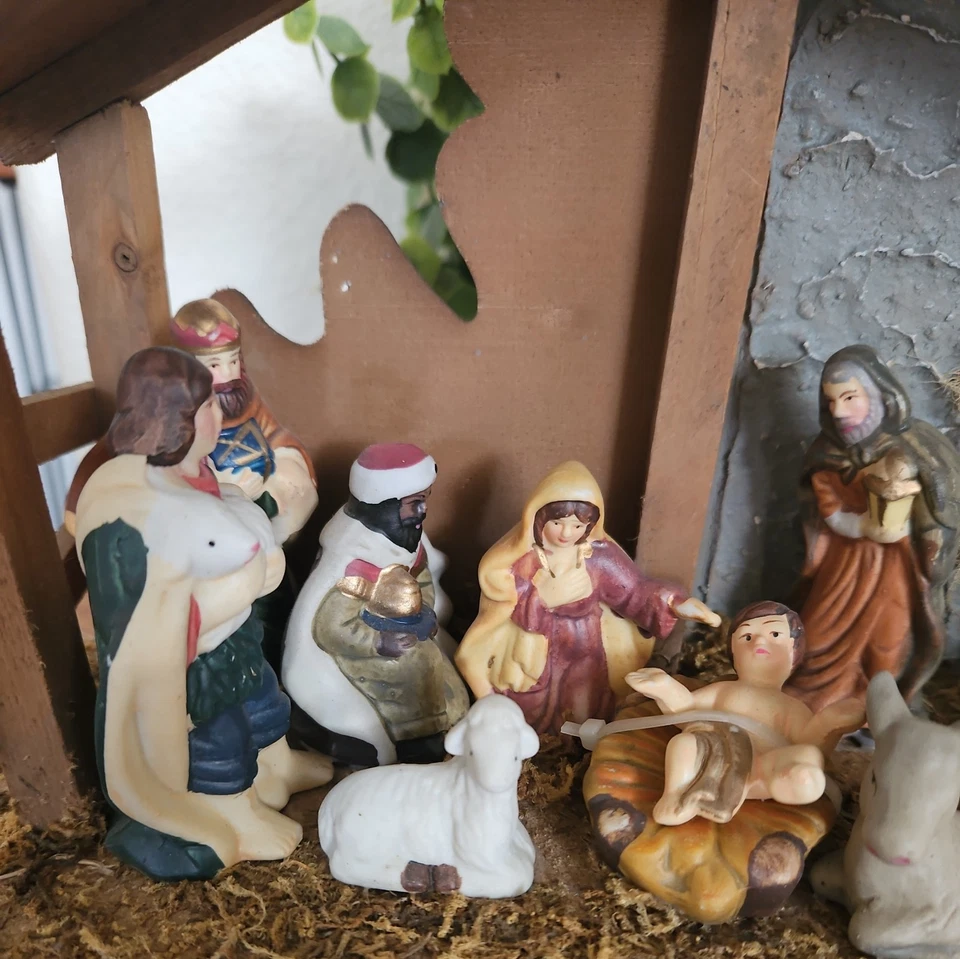 Belén Set Establo 10 Figuras María José Niño Jesús Animales Pastores Wiseme Foto 2 de 4