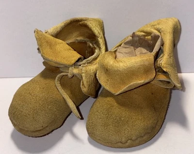 Vintage Baby Moccasins Leather Native American 3” - Photo 1/4