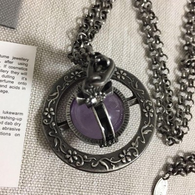 021001 Vivienne Westwood ガンメタ パープル ハート Vivienne Weatwood Purple Diamante Heart Necklace Silver Near