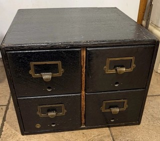 VINTAGE 4 DRAWER FILING/INDEX CARD HODER DRAWERS