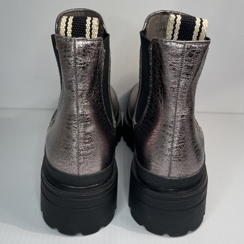 Shu Shop BOOTS Womens Sz 7.5 Metallic Silver Mud Duck Boots Lug Soles Exclt - Picture 5 of 11