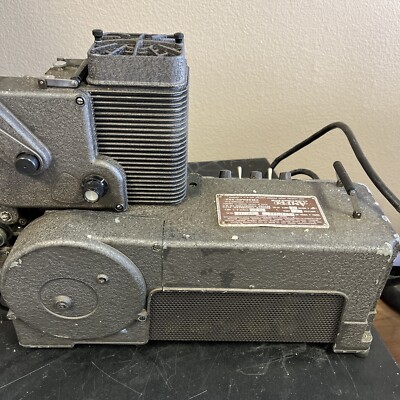 Amprosound Model XANM10 – Projecteur 16mm – À Vendre Pour Pièces (non Testé)