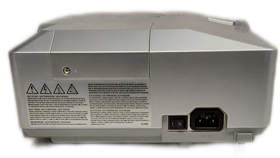 Hitachi CP-X308 2600 Lumens XGA MultiMedia Projector - Image 3 of 4