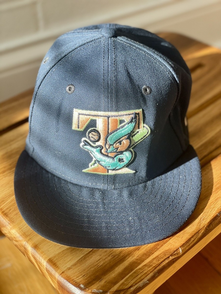 Toronto Blue Jays Oceanside Peach 100 Seasons New Era