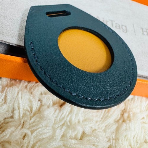 HERMES AirTag Key Holder Leather Case Vert Rousseau Unisex Keyring Set JAPAN - Zdjęcie 5 z 20