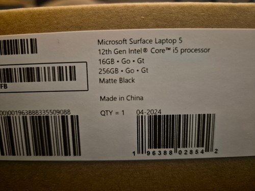 Microsoft Surface Laptop 5 13,5" - Intel Core i5 12. generacji - 16GB - 256GB SSD - Zdjęcie 3 z 3