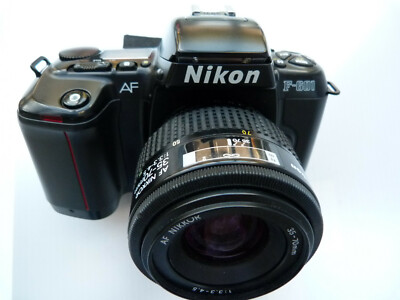 Nikon F-601Film C.35mm AF Nikkor 35-70/3.3-4.5 lens.NIKON SB16