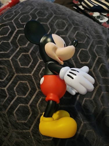 Vintage Mickey Mouse Vinyl Figure Vintage 7" - Picture 3 of 6