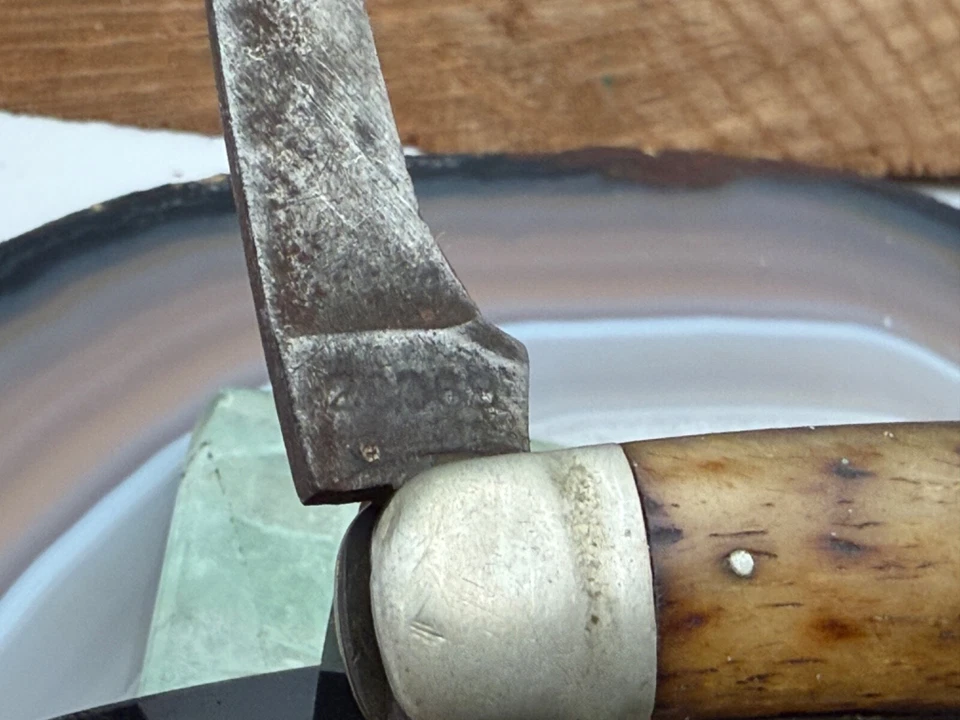 RARE early Vintage Cattaraugus 22369 2 Blade Pen jigged bone Handles--702.25 - Image 4 of 4