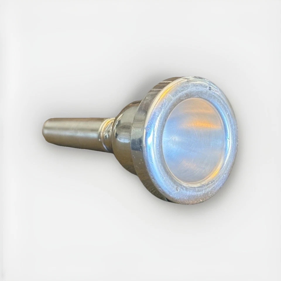 Boquilla barítono trombón caña pequeña Yamaha 48 (muy rara excelente estado)  Foto 4 de 4