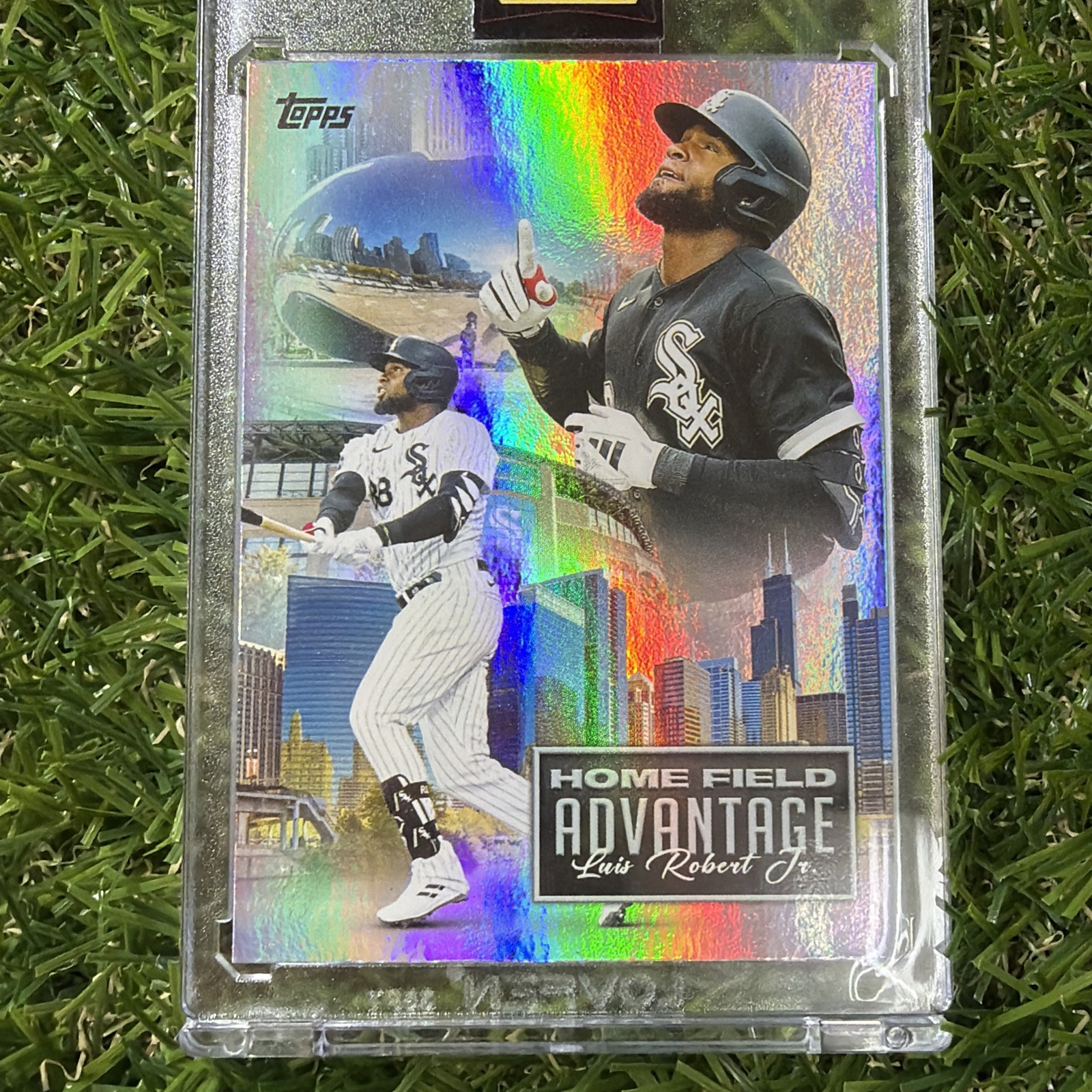 Topps Chrome Update 2024 Luis Robert Jr. Home Field Advantage HFAC-22 White Sox
