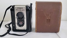 Argus 75 Seventy-Five 620 Film TLR Camera W/ Leather Case  Strap
