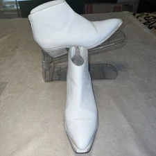 Wal & Pai Lost Angeles Women’s Learher White Western Ankle Boots Size 7.5 (38)