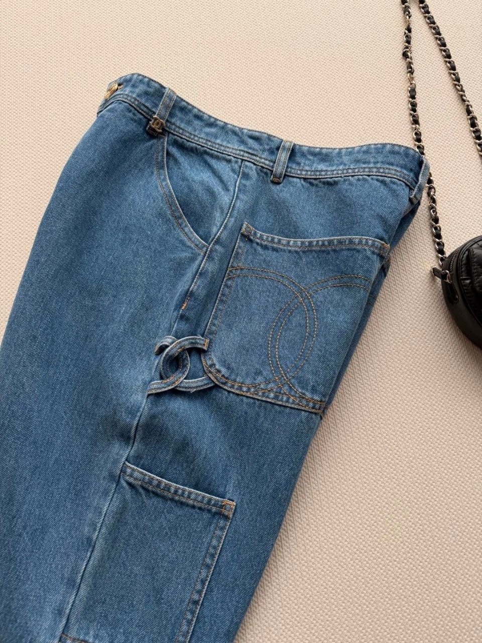 ss2026 Chanel jeans fr 36 xs/s NEW sold out model image 6