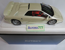 AUTOart  1/18 LAMBORGHINI DIABLO SE30 JOTA White Pearl CAR MODEL 79141