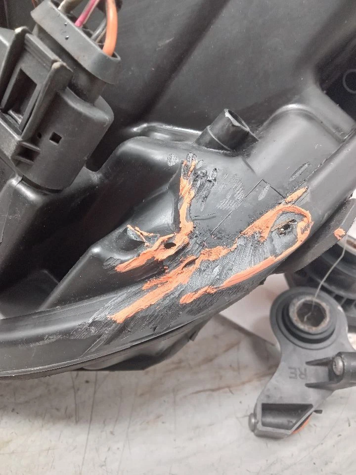 Used Right Headlight Assembly fits: 2008 Mercedes-benz Mercedes ml-class 164 Typ Foto 2 de 4