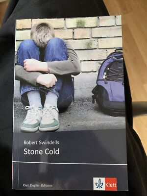 Stone Cold: Puffin Teenage Fiction von Swindells, Robert - Buch Klett Verlag