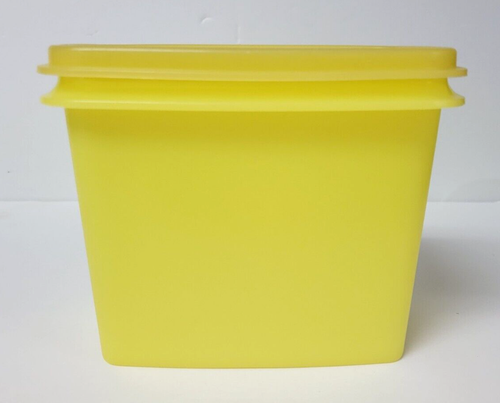 Vintage Tupperware Yellow Shelf Saver Storage Container w/ Lid (1243-5) 5"x4"x3" - Picture 3 of 7