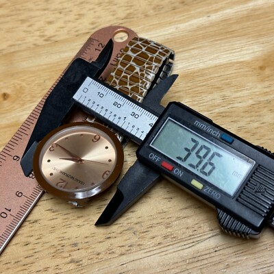 Isaac Mizrahi Live Quartz Watch Unisex Brown Stretch Band  display picture 1