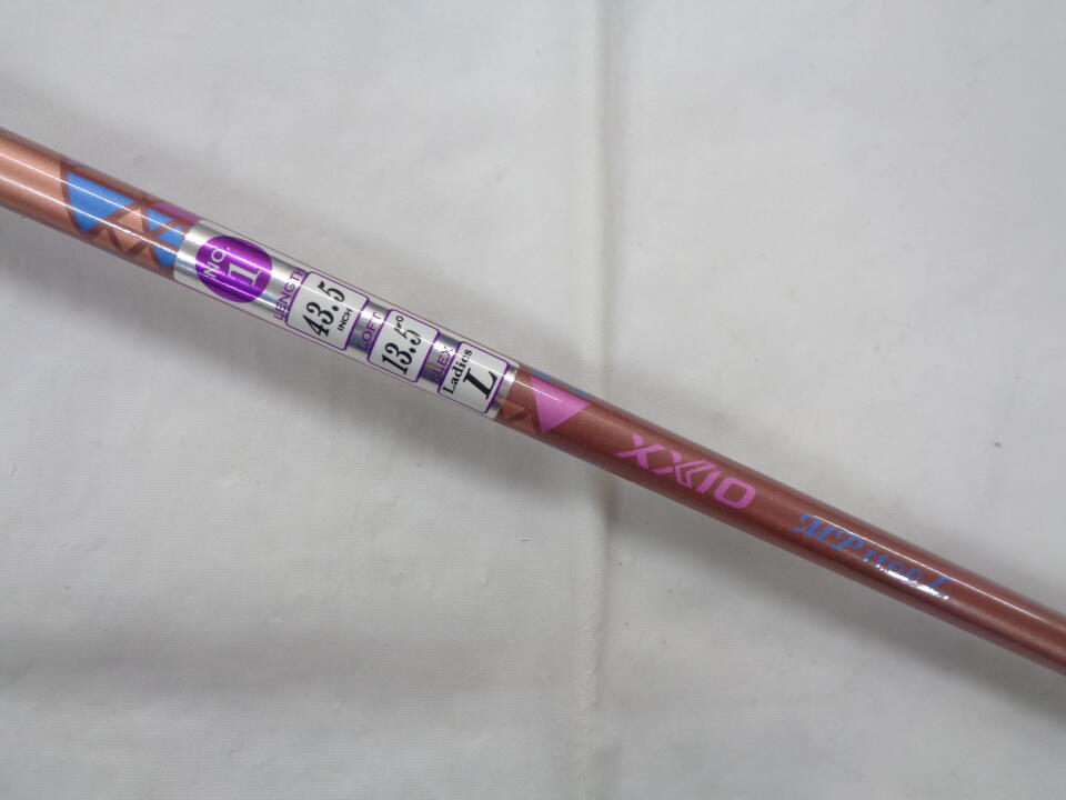 Dunlop XXIO LADIES Bordeaux 13.5° ladies 43.5in Driver RH Dunlop XXIO LADIES Bordeaux 13.5° ladies 43.5in Driver RH