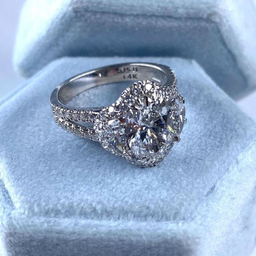 IGI 2.07 CT E-VVS2 Lab Grown Oval Diamond Engagement Ring 14k Gold 3.70 TCW - Picture 10 of 10