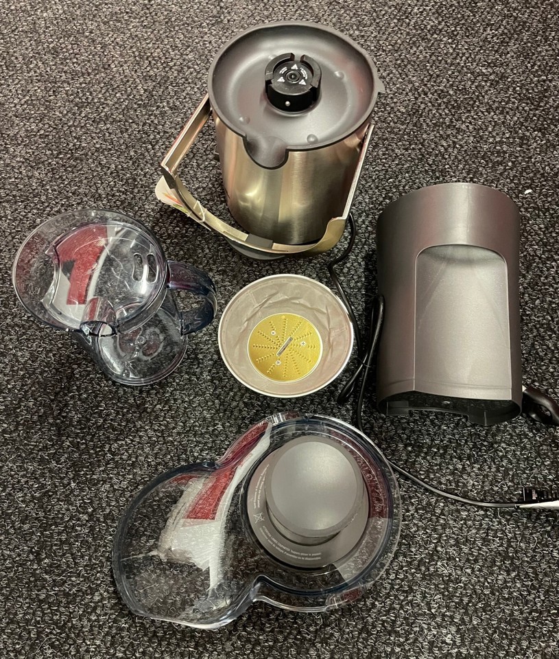 Breville Juicer Model BJE510XL Digital LED Fruit Veggie Extractor 5