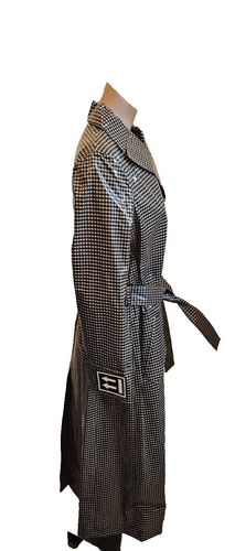 OFF-WHITE Checkered Vinyl Trench Coat In Black and White - Size 40 - Picture 4 of 13