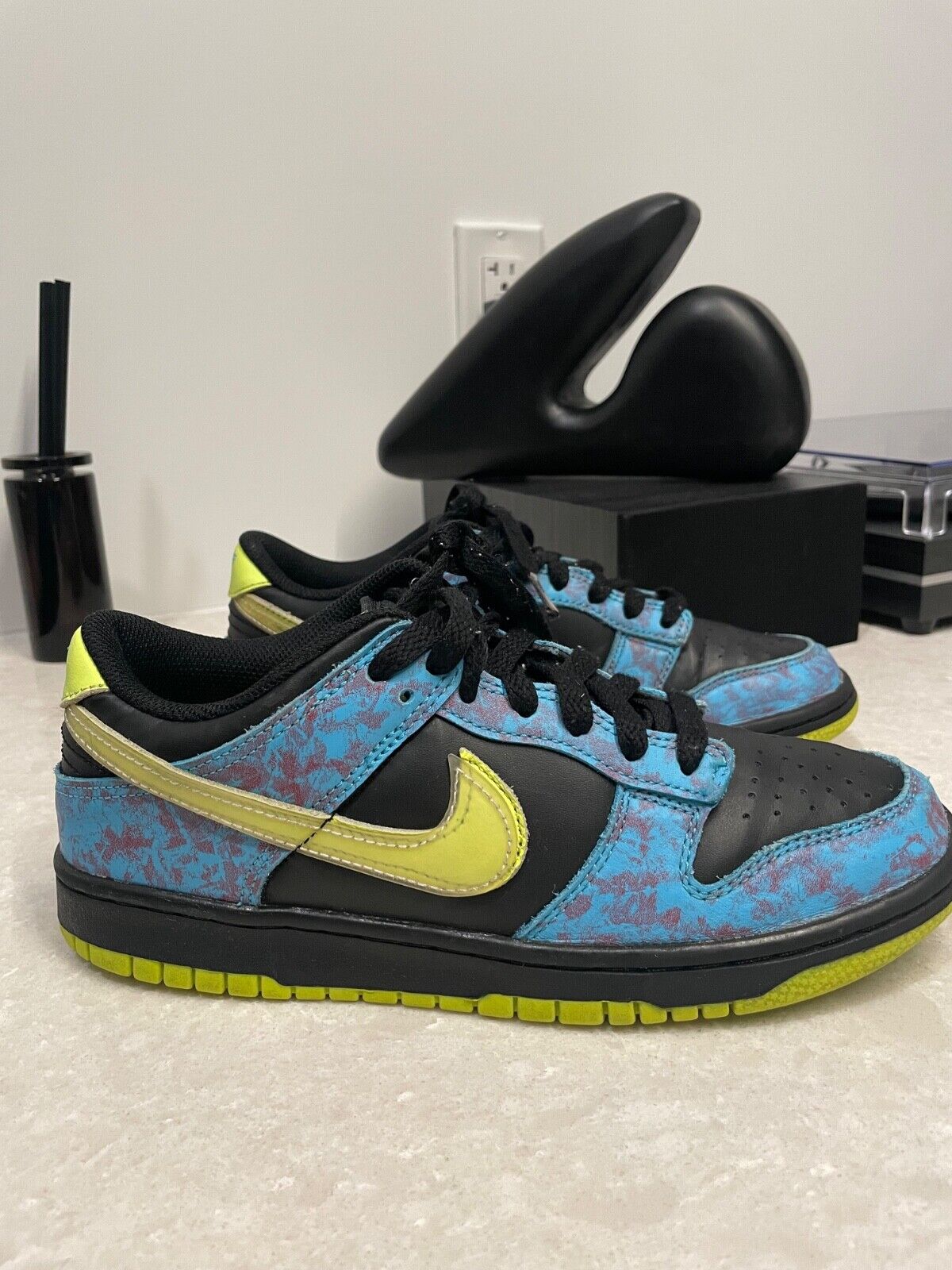 Picture 1 of 5