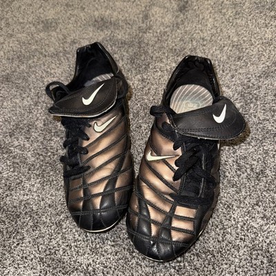 NIKE Total 90 Zoom Air 2001 Black-*Bronze* Football Cleats 1st