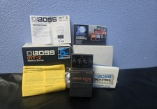 BOSS MT-2 METAL ZONE DISTORTION PEDAL  NOS 