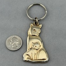 Cute Cat Mom  Kitten Kitty Figure Gold Tone Metal Keychain Key Ring 60229