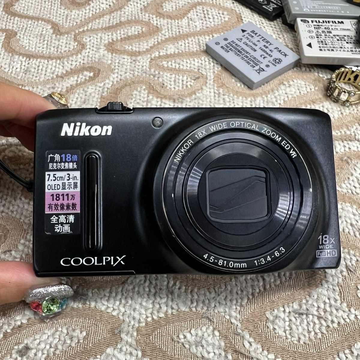 Nikon COOLPIX S9400 Digital Camera 18.1 MP 18x Optical Zoom Black