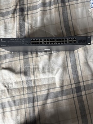 TP-Link JetStream 28-Port Gigabit Smart Switch with 24-Port PoE+ (TL-SG2428P)