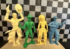 Vintage Louis Marx COLOR Plastic Toy Cowboys  Indian Group of 4 Figures 1962 