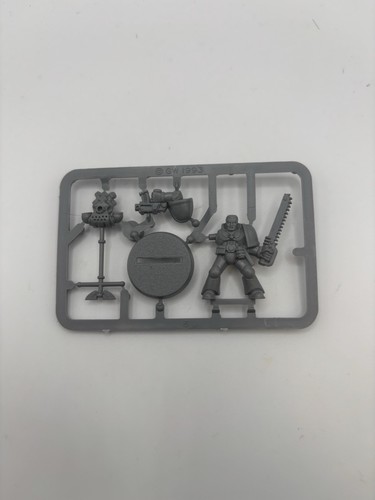 Monopose Space Marine Sergeant New On Sprue 2nd Edition Warhammer 40k