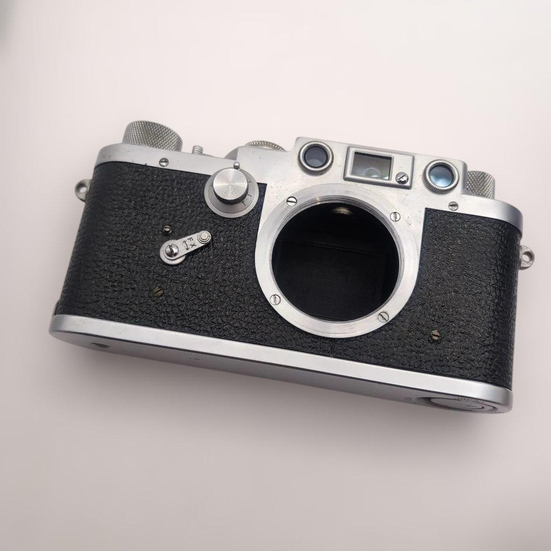 Leotax f Rangefinder Camera - Leica Copy - Showa Optical Japan