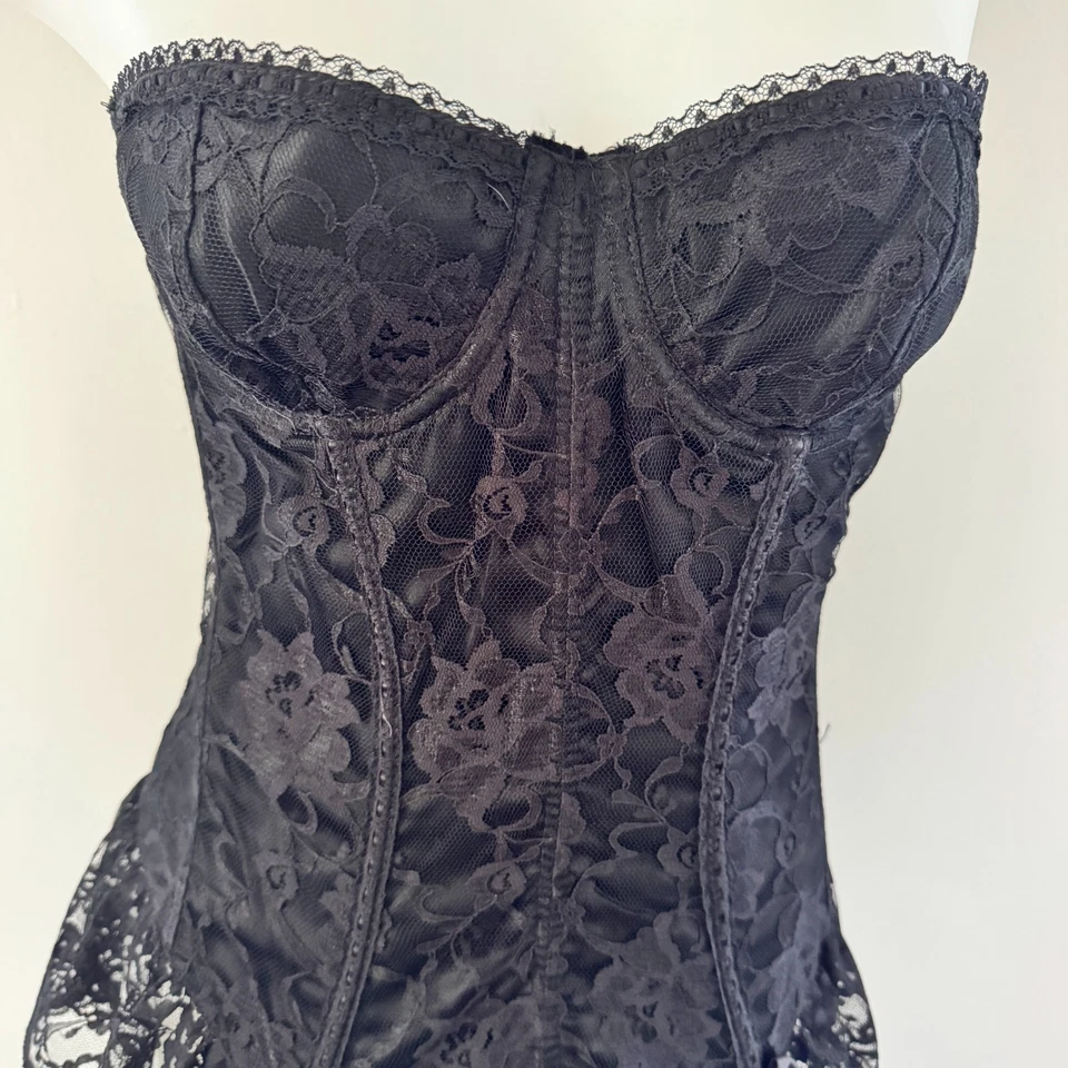 Top corsé bustier garters de encaje negro años 90 de colección FREDERICK'S OF HOLLYWOOD años 80 36 Foto 3 de 4