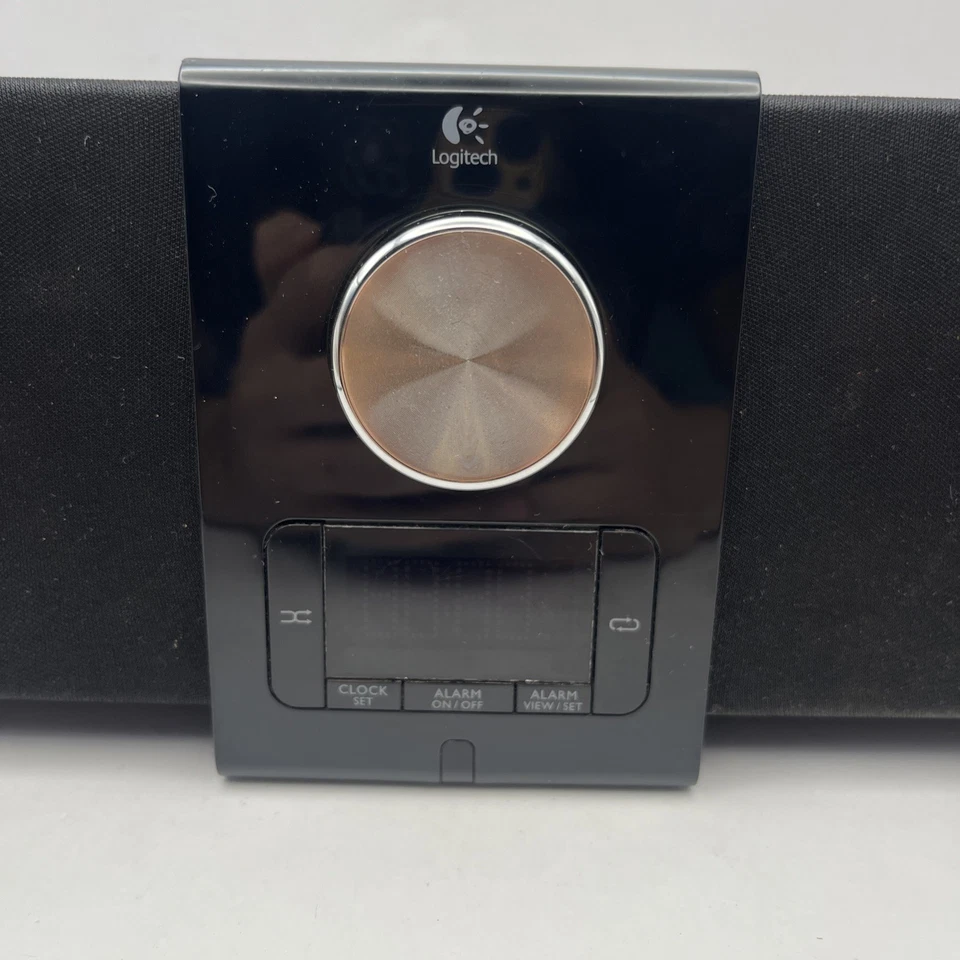 Logitech Pure-Fi Express Plus Dock Speaker System S-00067 with Power Adapter - Image 3 of 4