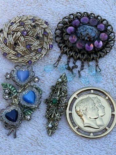 Vintage Brooch Lot - Signed and Unassigned-Rhinestone And More X88 Piece - Picture 9 of 22