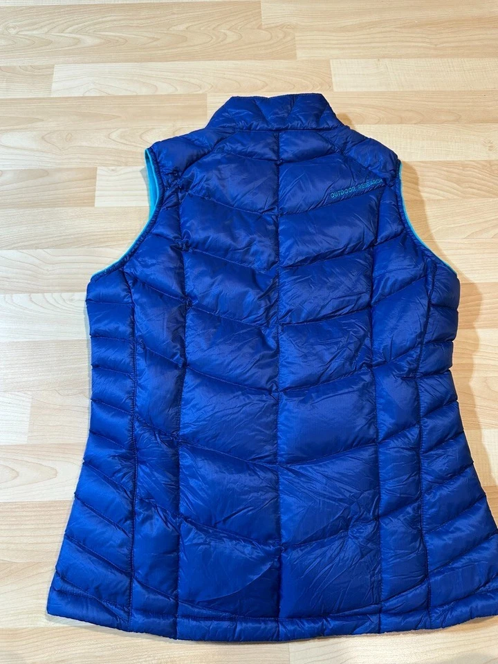 Chaleco de plumón Sonata para mujer Outdoor Research púrpura talla mediana 650FP #2 Foto 4 de 4