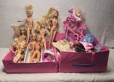 Lot of Barbies W/ Accessories & Case, INCLUDES TWO 1966  BARBIES, *SEE PICS*