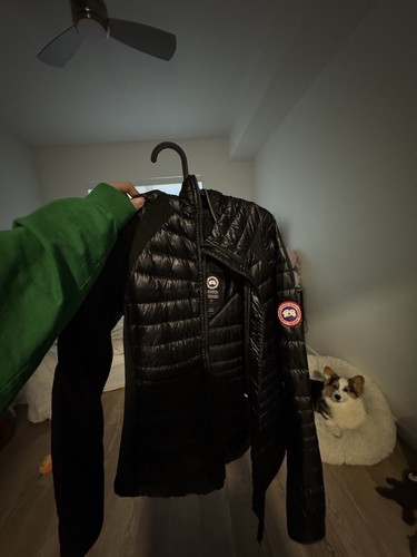 canada goose lightweight jacket