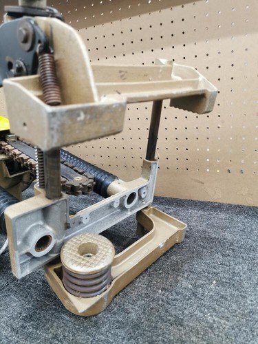 Makita 7104 Chain Mortiser Chain chisel power tool 100V 50/60Hz 1140W 1day ship - Picture 7 of 9